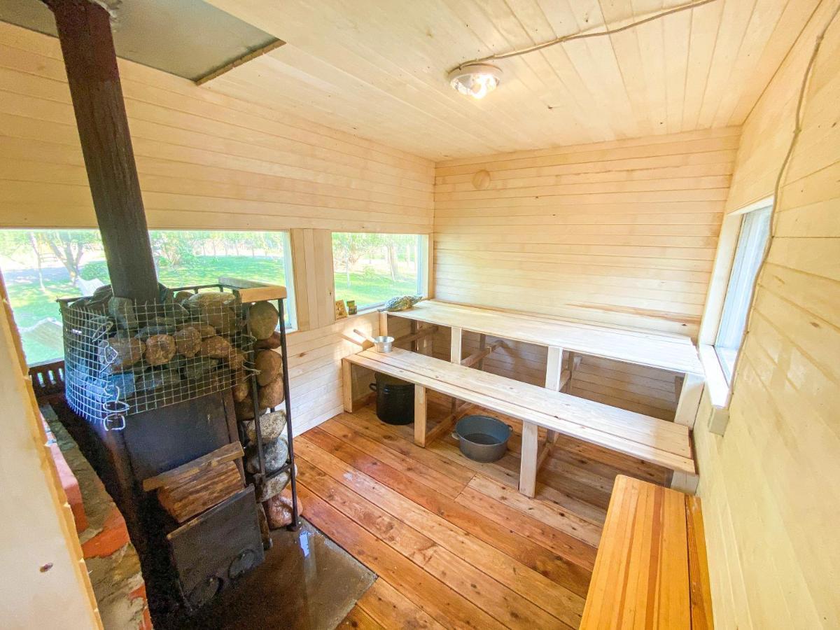Private Farm Jakuzzi Sauna In The Forest Talsi Kültér fotó